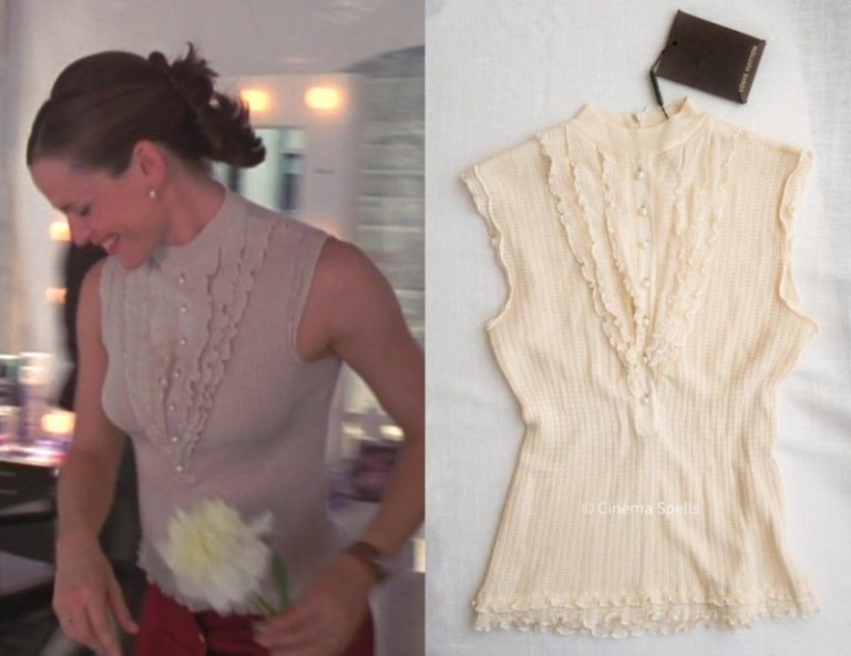 13 Going on 30: Jenna’s White Lace Top