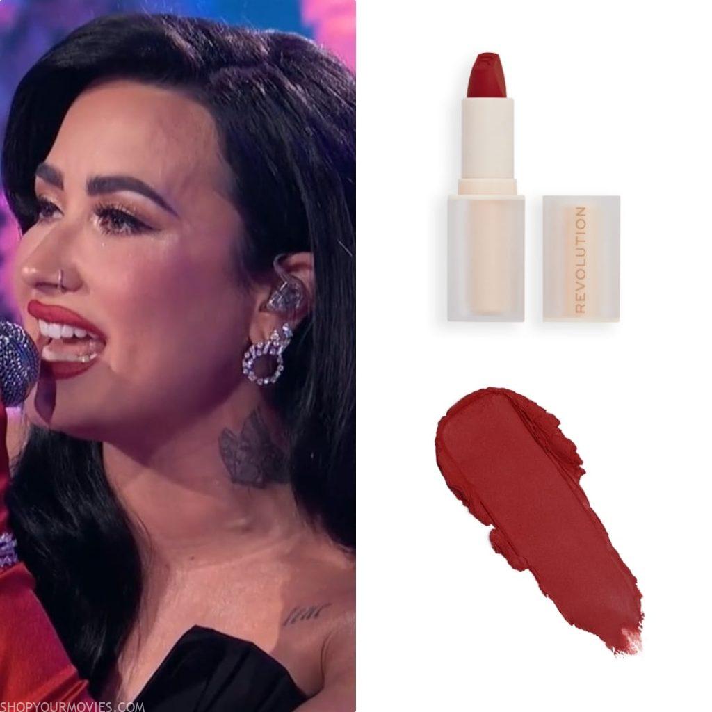 A Very Demi Holiday Special: Demi’s Lipstick