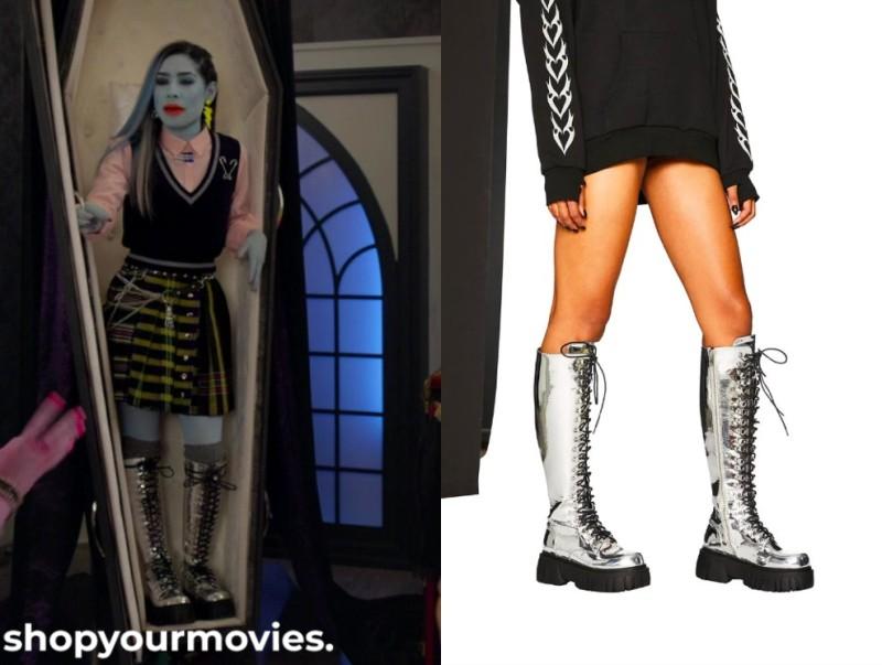 Monster High: Frankie’s Silver Boots