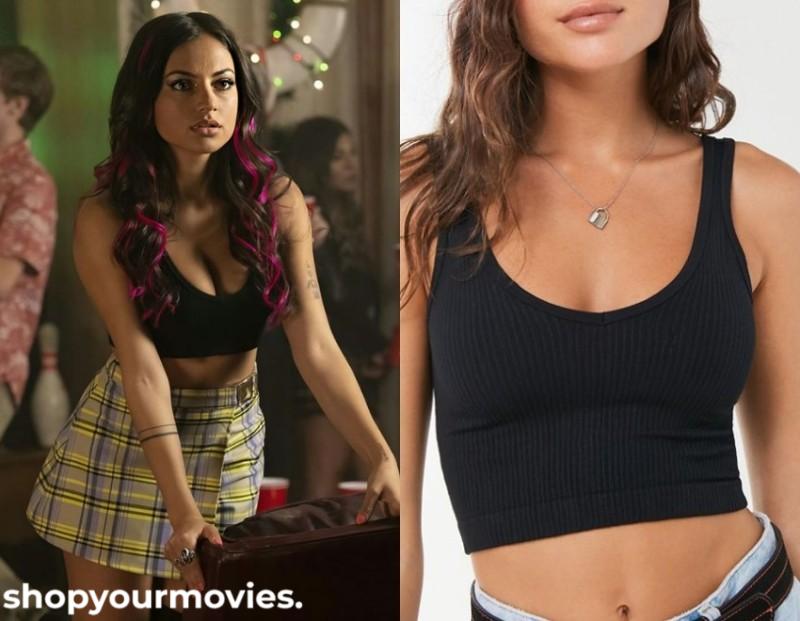 After We Collided: Molly’s Black Ribbed Cropped Tank Top