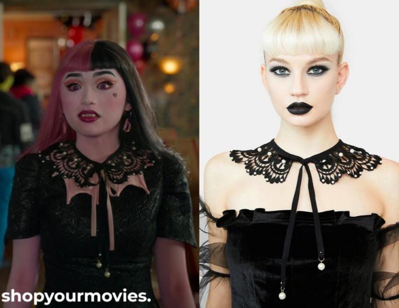 Monster High 2: Draculaura’s Black Lace Collar