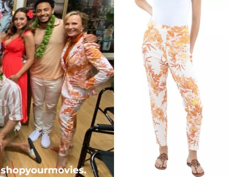 Spread: Marcia’s Floral Capri Pants