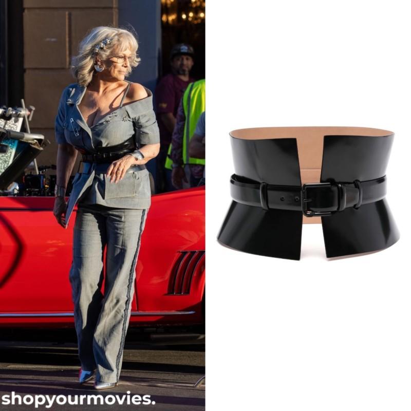 Freakier Friday: Tess’s Black Leather Belt