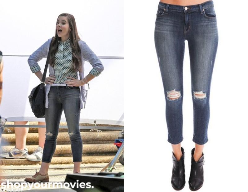 Pitch Perfect 2: Emily’s Grey Capri Jeans