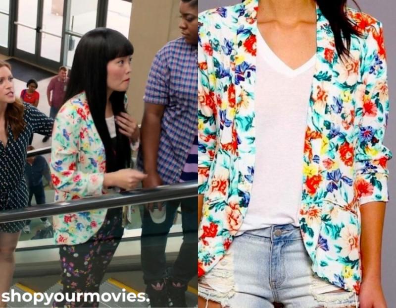 Pitch Perfect 2: Lilly’s Floral Blazer