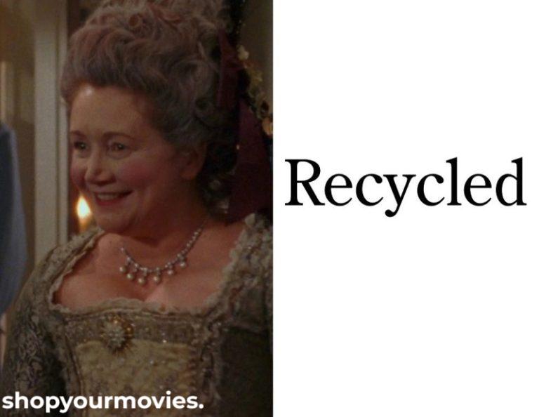 Felicity – An American Girl Adventure: Lady Templeton’s Silver Gown