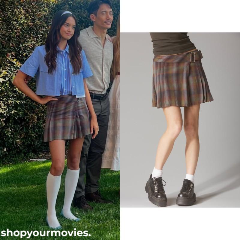 Freakier Friday: Lily’s Plaid Skirt