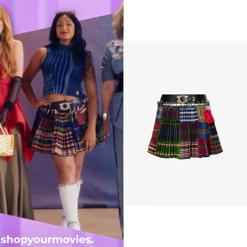 Freakier Friday: Ella’s Plaid Skirt