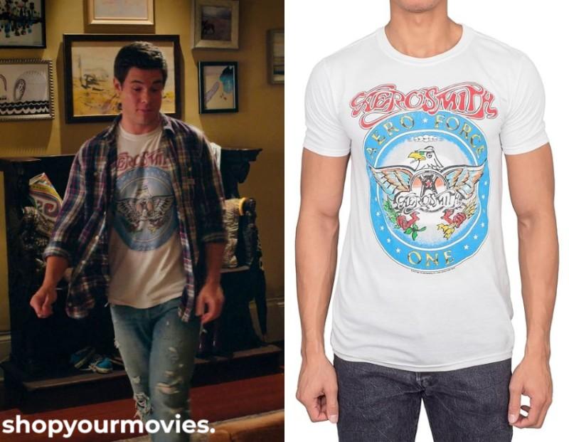 When We First Met: Noah’s Graphic T-Shirt