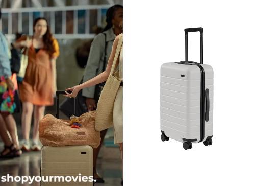 People We Meet on Vacation: Poppy’s Trolley