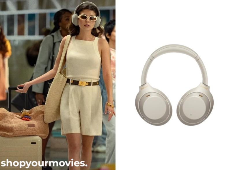 People We Meet on Vacation: Poppy’s Noise-Cancelling Headphones