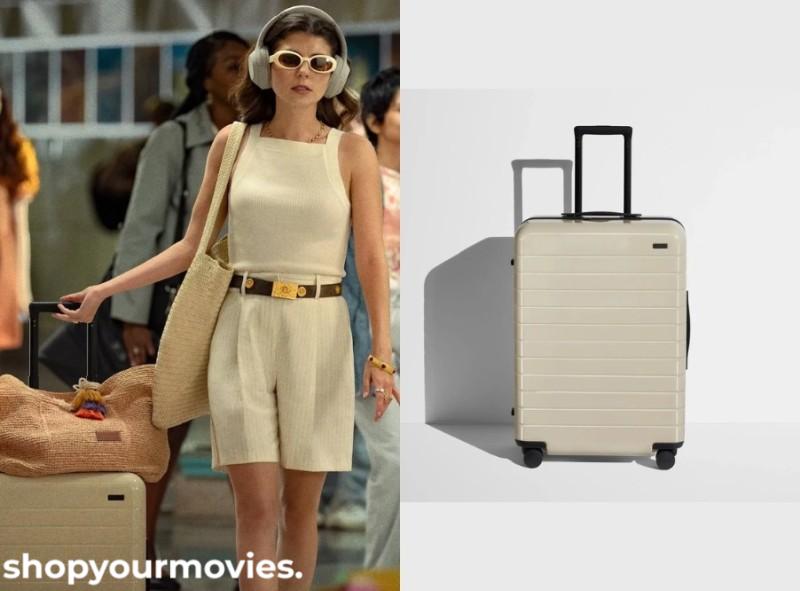 People We Meet on Vacation: Poppy’s Medium Roller Suitcase