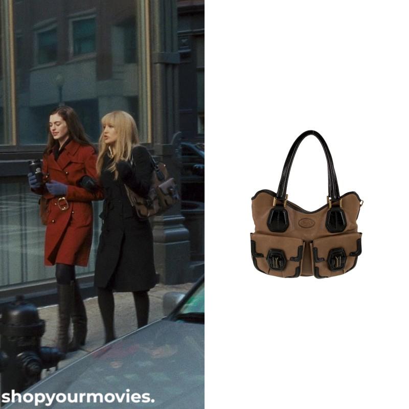 Bride Wars: Liv’s Brown Purse