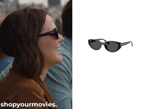 Voicemails for Isabelle: Jill’s Sunglasses