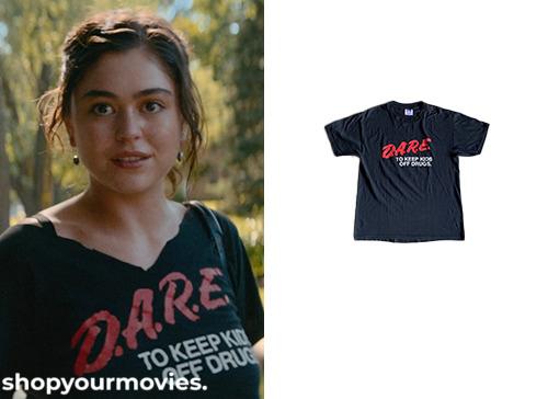 Snack Shack: Brooke’s Black Tee