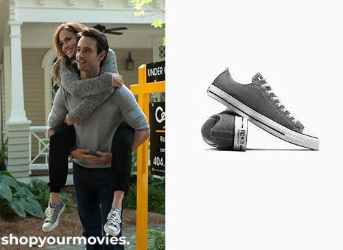 What To Expect When You Are Expecting: Holly’s Grey Low Top Sneakers