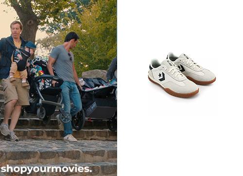 What To Expect When You Are Expecting: Alex’s White Sneakers