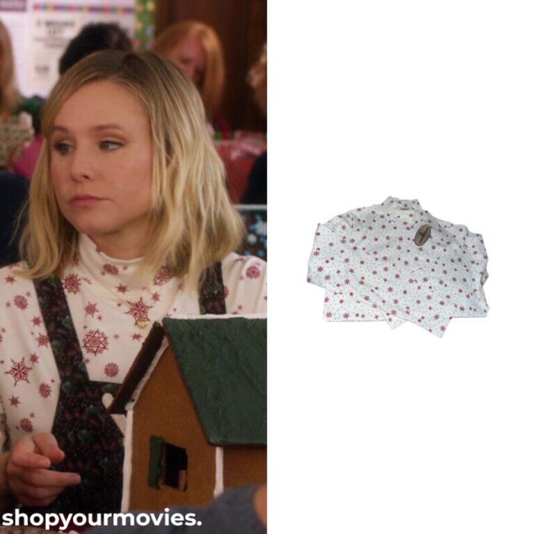 A Bad Moms Christmas: Kiki’s Snowflake Turtleneck Sweater