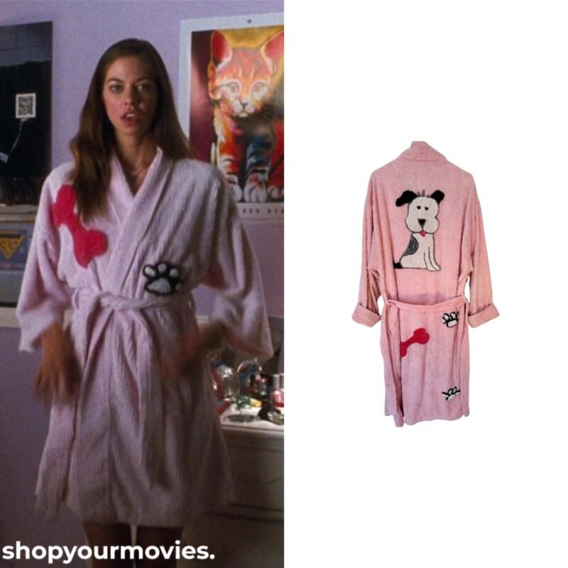 Crazy, Stupid, Love: Jessica’s Bath Robe