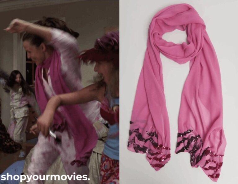 13 Going on 30: Jenna’s Pink Scarf