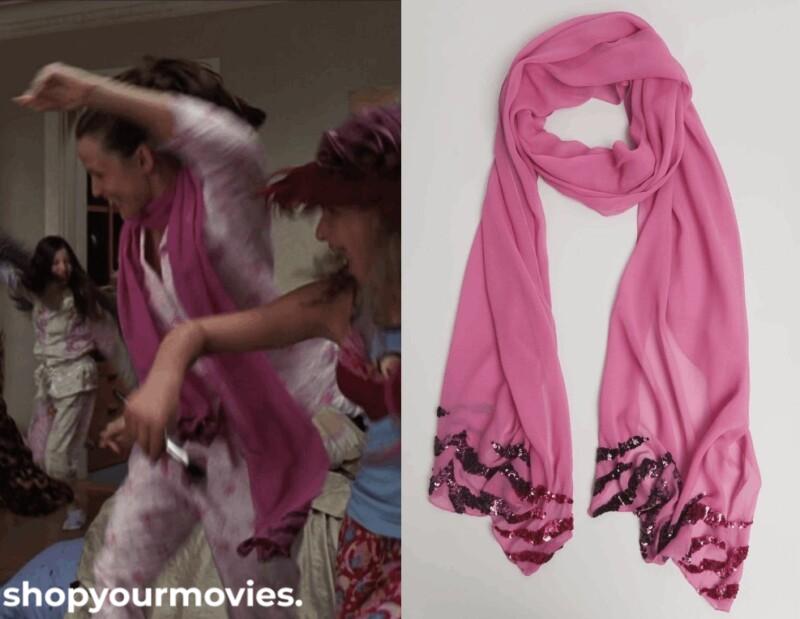 13 Going on 30: Jenna’s Pink Scarf