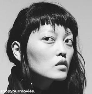 Hana Mae Lee